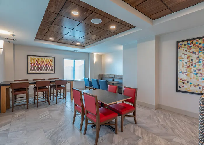 Holiday Inn Express & Suites Asheville Downtown By Ihg