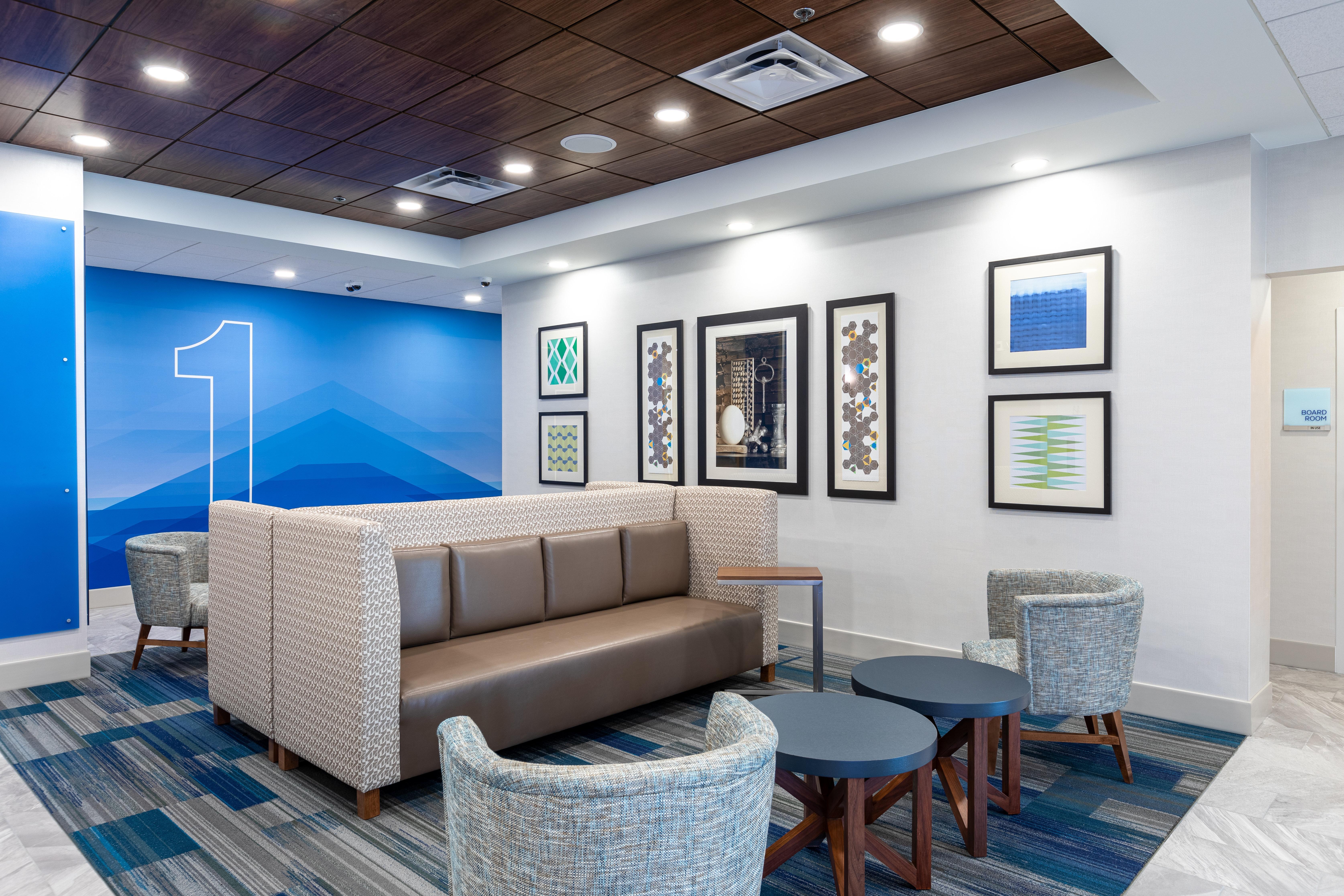 Express & Downtown By Ihg